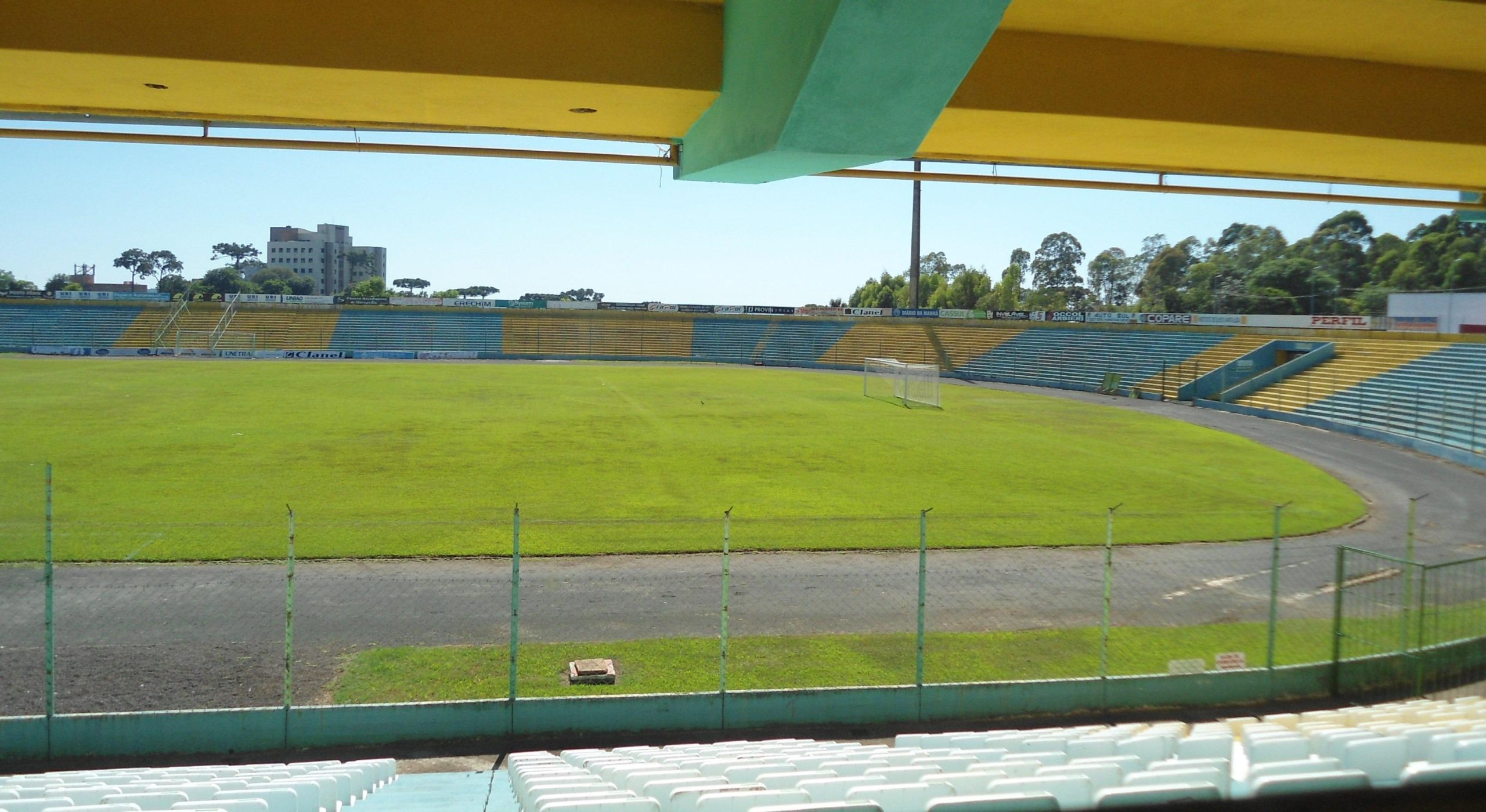 Estadio-scaled.jpg