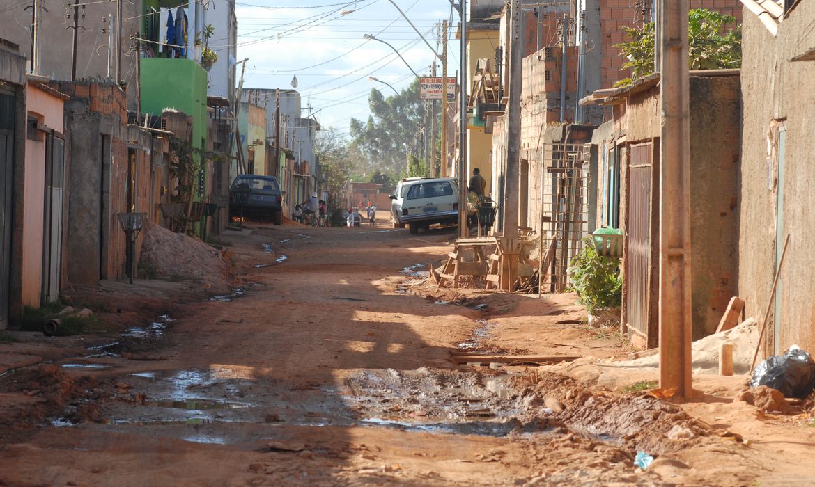 pobreza-arquivo-Agencia-Brasil.jpg