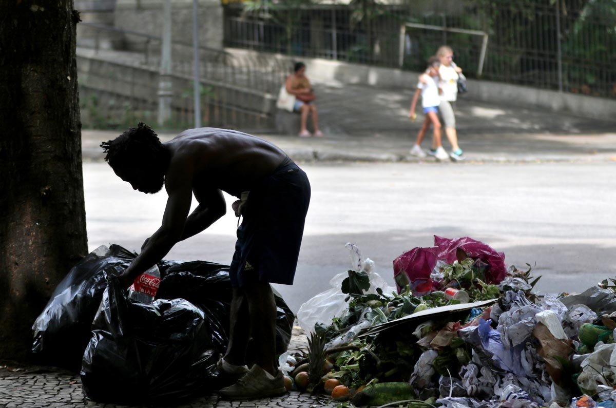 Após clube de tiro para criança ser suspenso, promotora diz que menores não  podem fazer esse curso: 'de forma alguma