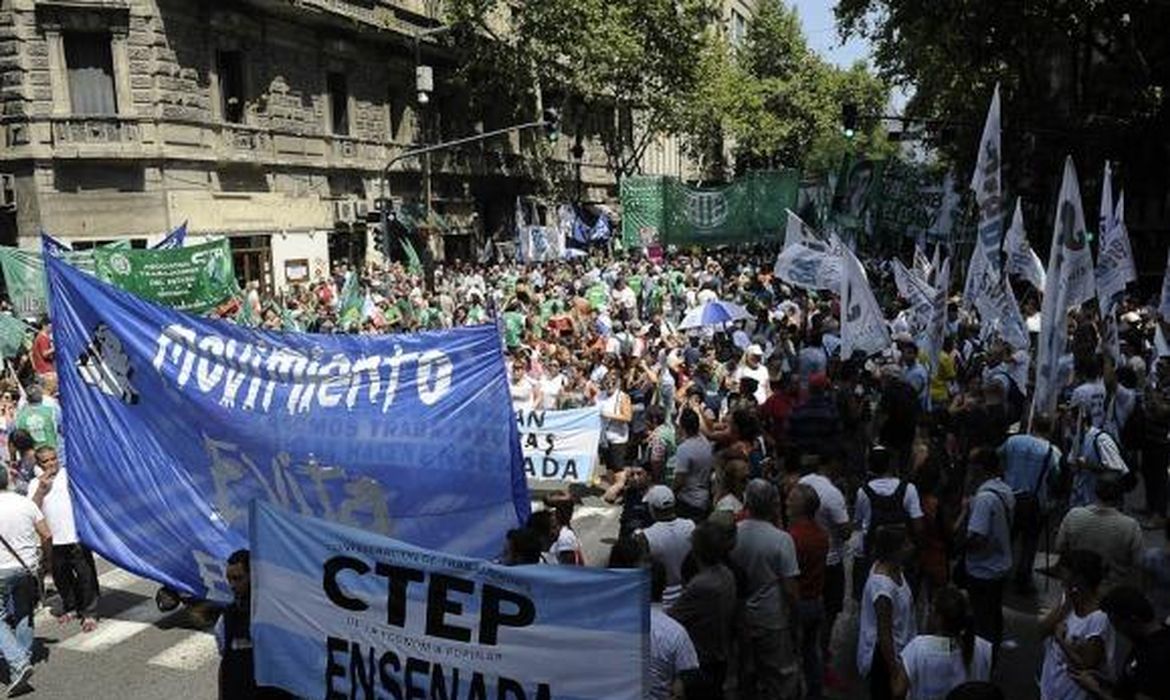 greve_geral_na_argentina.jpg
