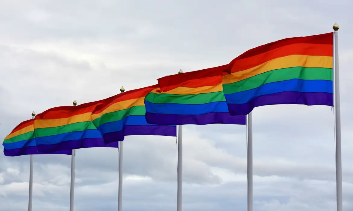 pride-flag-3822489_0.webp