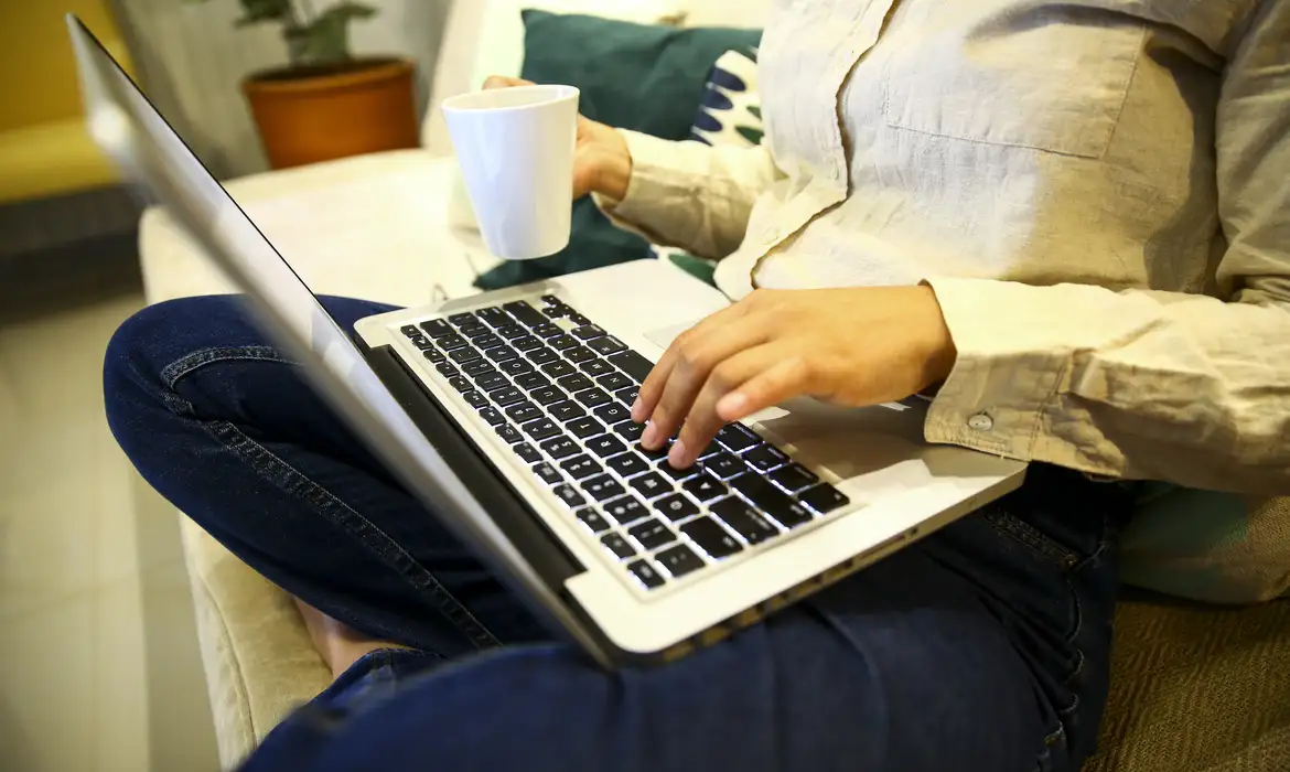 09_07_2020_teletrabalho-7.webp