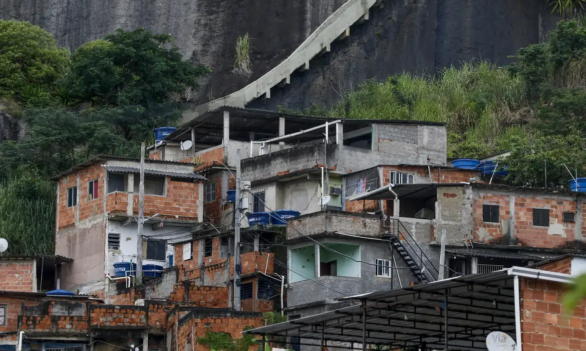 favelas no brasil