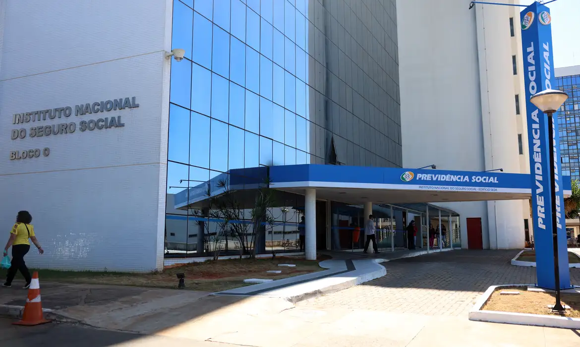 inss aposentados devolução