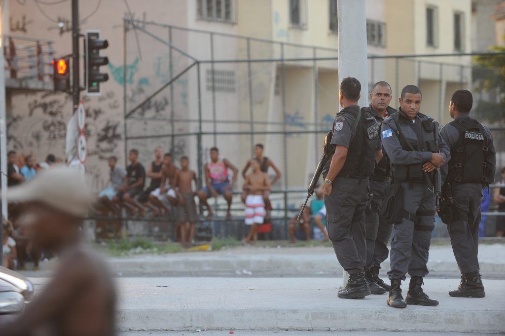 Estudo revela como violência armada impede aprendizado e afasta estudantes das escolas no Rio. Foto:(Fernando Frazão/Agência Brasil)