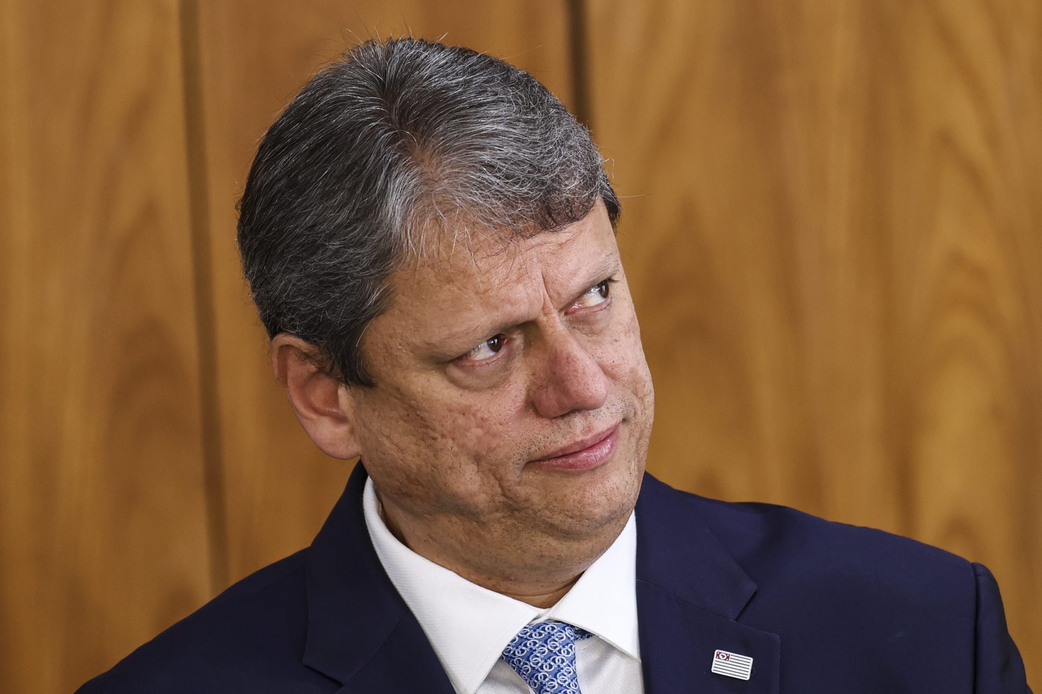 Favela do Moinho: governo Tarcísio tenta demolir casas e moradores resistem