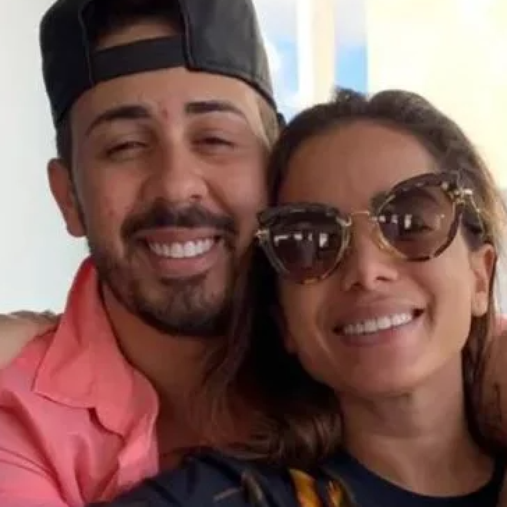 Anitta deixa de seguir Carlinhos Maia após polêmica envolvendo religiões de matriz africana