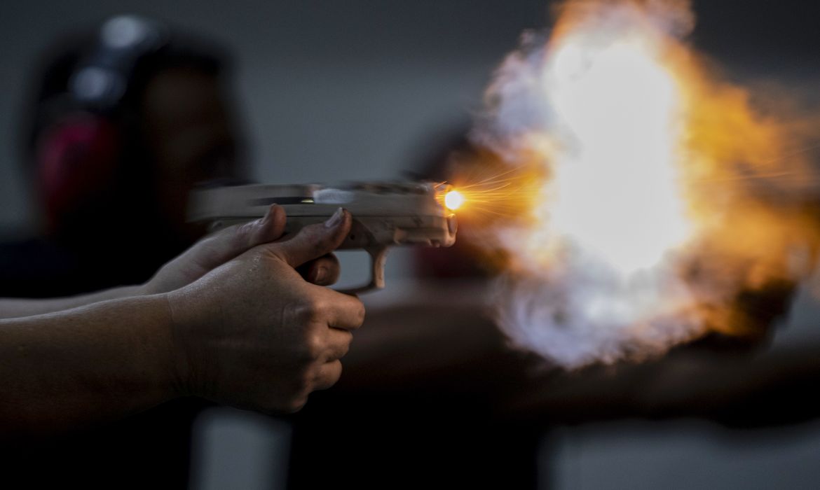 arma-fogo-negros.jpg
