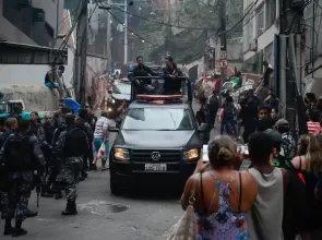 Deputado vai à Justiça para derrubar “gratificação faroeste” no Rio