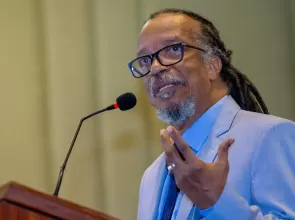 Brasil propõe institucionalização da diáspora africana em congresso internacional