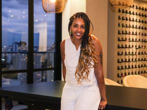 Visibilidade nas redes não garante renda para artistas periféricos, aponta estudo