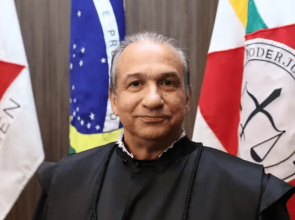 Desembargador que absolveu réu em caso de estupro é denunciado por abuso