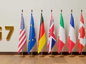África do Sul diz ter sido excluída do G7 após pressão dos EUA; França nega veto