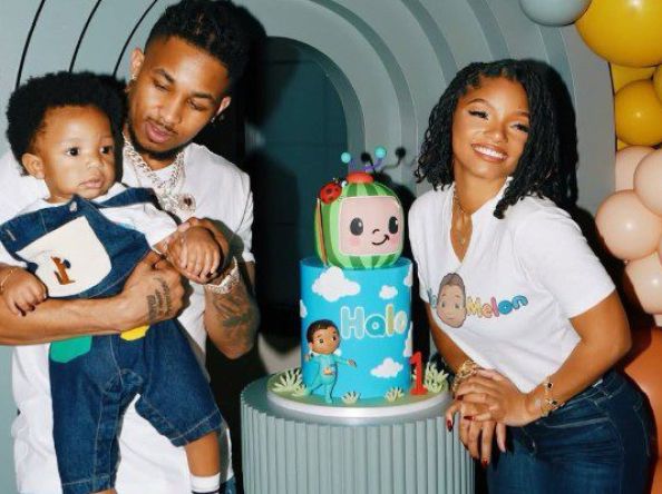 Atriz Halle Bailey obtém guarda exclusiva do filho após denunciar ex por violência doméstica