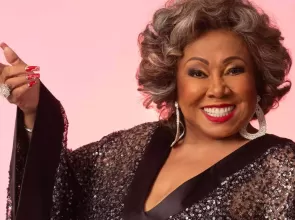 Uerj aprova título Doutor Honoris Causa para Alcione e reconhece legado cultural e social da cantora