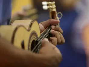 Roda de Choro Especial de Natal celebra tradição e alegria no Segundas do Chorinho