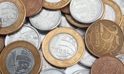 dinheiro-moedas-brasileiras-varios-2-e1764188094274.jpg