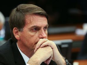 Defesa de Bolsonaro tem 24h para esclarecer ao STF vídeo citado por Eduardo