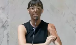 fabiana-bolsonaro-deputada-estadual-sao-paulo-blackface-foto-reproducao-alesp.webp
