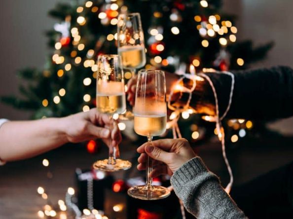 76% dos consumidores projetam desembolsar até R$1.000 com gastos de final de ano