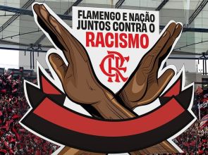 Torcida e jogadores do Flamengo fazem mobilização contra discriminação racial no Rio