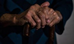 hands-5049725_1280.jpg