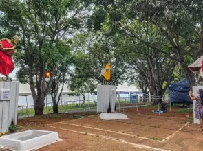 Novas estátuas dos orixás devem ser instaladas na Praça dos Orixás (BSB) até setembro de 2026