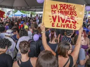 Autonomia financeira é prioridade para mulheres, aponta pesquisa