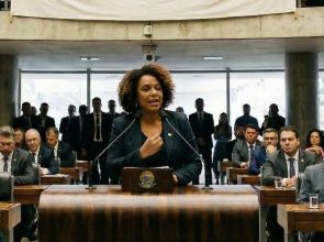 Brasil tem só 17,7% de mulheres no parlamento, mas população apoia pautas progressistas