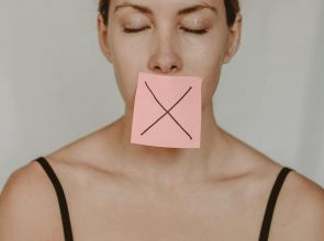 ‘Humor negro’, índio’, ‘meia-tigela’; AGU publica portaria que veta expressões racistas em documentos oficiais