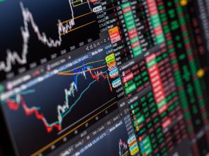 Brasil tem 2º maior juro real do mundo e isso encarece crédito e freia consumo