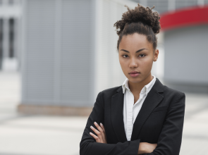 71% dos profissionais negros já sofreram racismo no trabalho, mostra pesquisa
