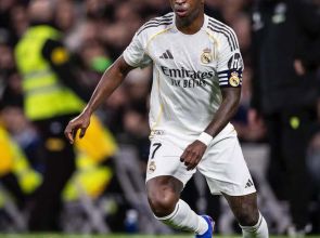 LaLiga se manifesta depois de novos insultos racistas contra Vinícius Júnior na Espanha